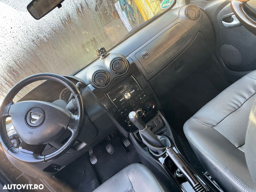 Dacia Duster 1.6 16V 4x2 - 8