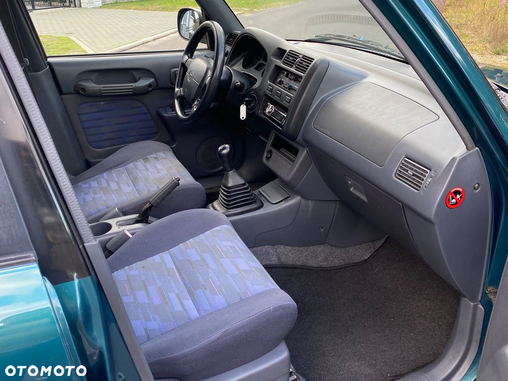 Toyota RAV4 2.0 VVT-i 4x4 - 5