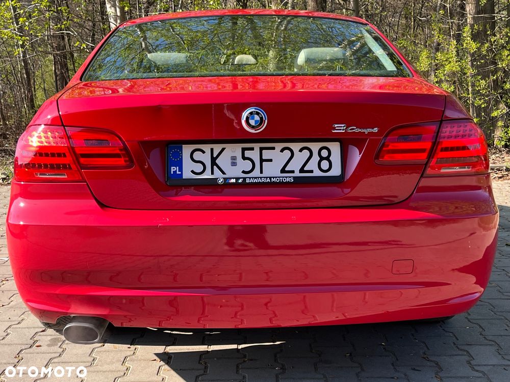 BMW Seria 3 318i Edition Exclusive - 13