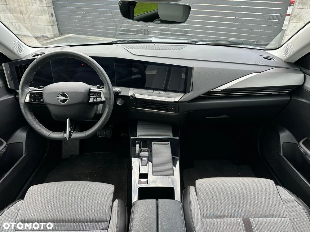 Opel Astra 1.6 T Plug-in Hybrid Elegance - 9