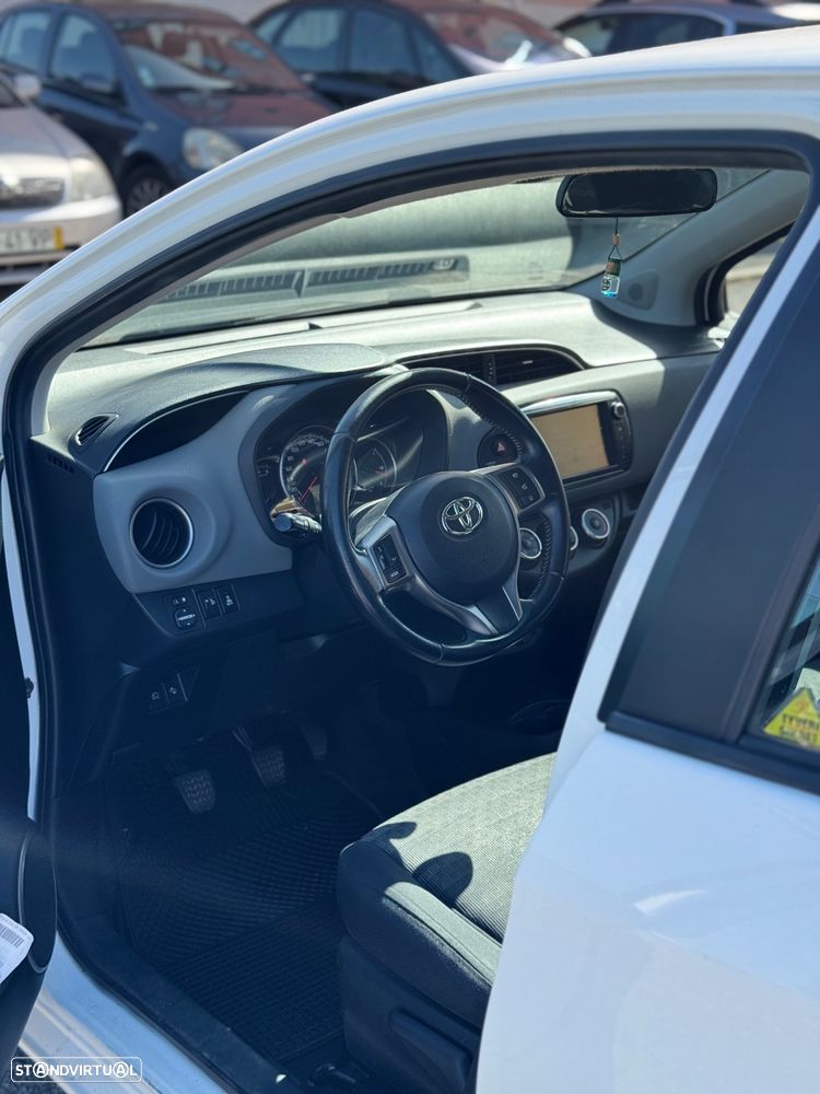 Toyota Yaris 1.4 D-4D ACtive - 7