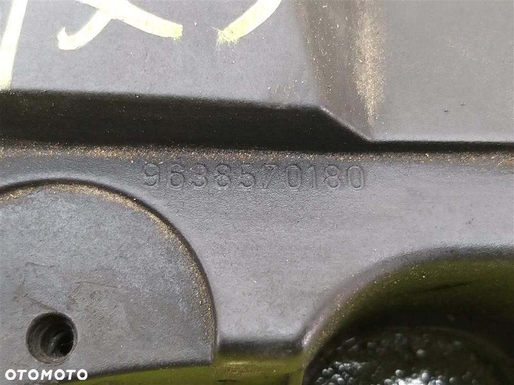 Pokrywa zaworów Peugeot 307  I 1.6 16V 107KM  2001–2008 9638569980 99089200 - 5