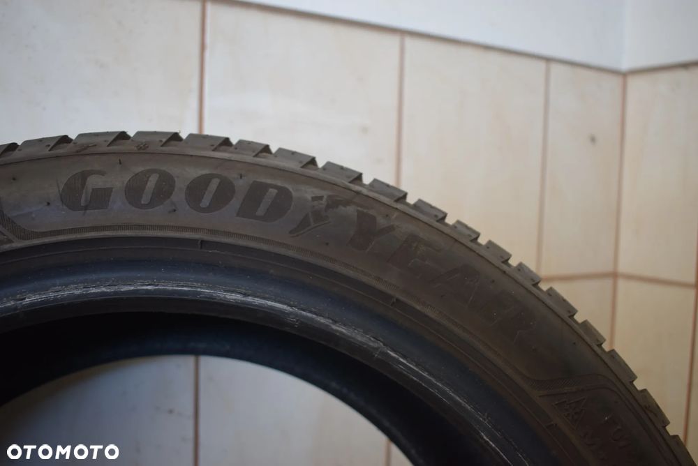 R17 225/45 Goodyear Vector 4 Seasons GEN-3 Cena za parę - 7