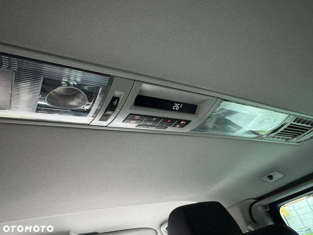 Volkswagen Multivan 2.0 BiTDI L1 Highline 4Motion DSG - 37