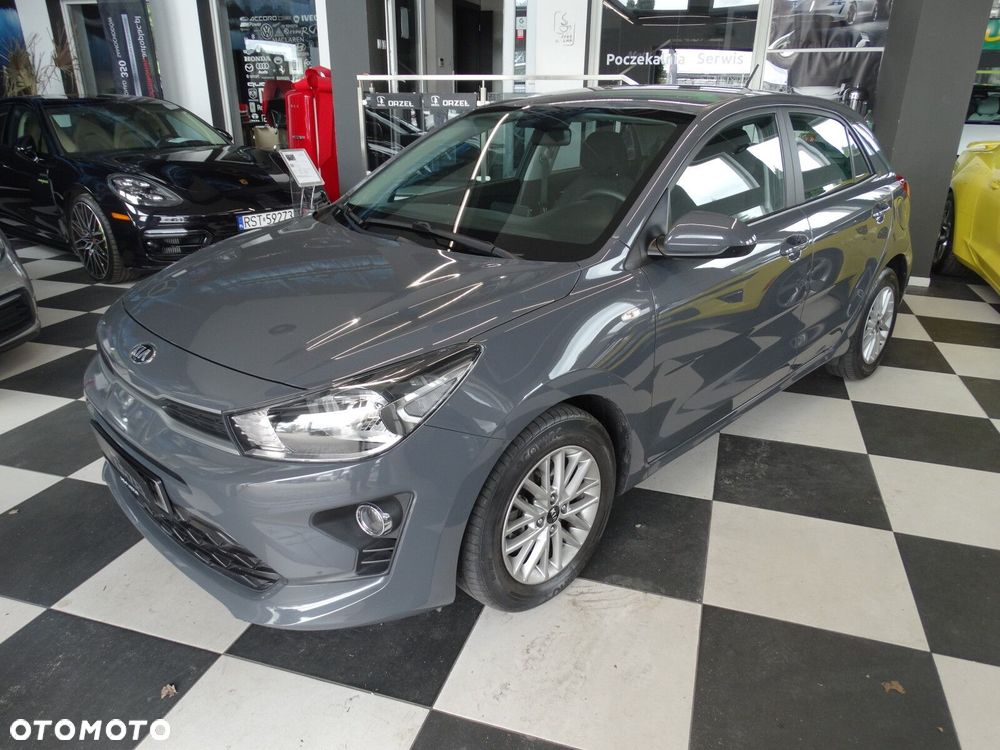 Kia Rio - 2