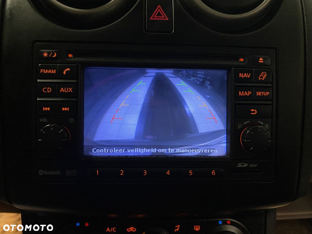 Nissan Qashqai 2.0 CVT tekna - 16