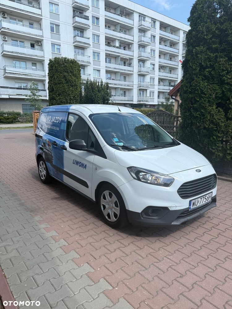 Ford Transit Courier - 3