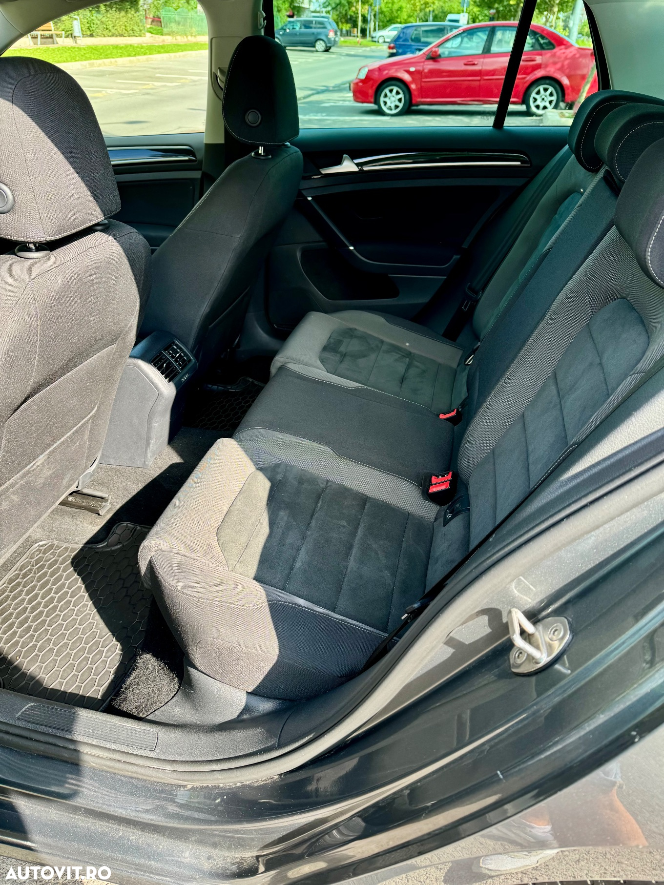 Volkswagen Golf 2.0 TDI DSG Highline - 13