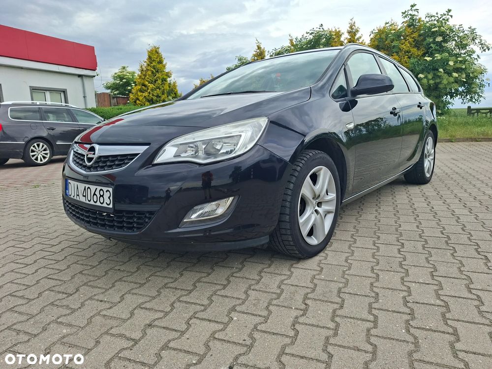 Opel Astra - 1