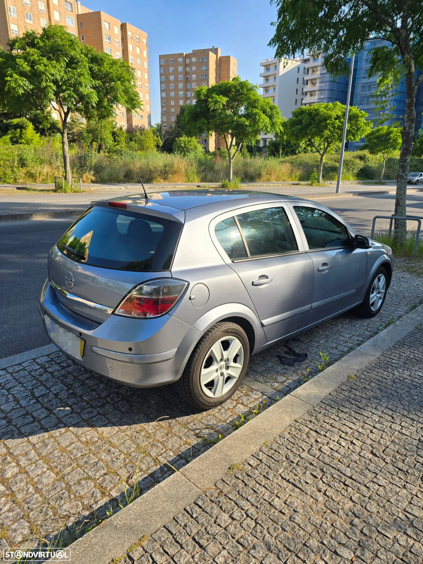 Opel Astra 1.3 CDTi Enjoy EcoFLEX - 4