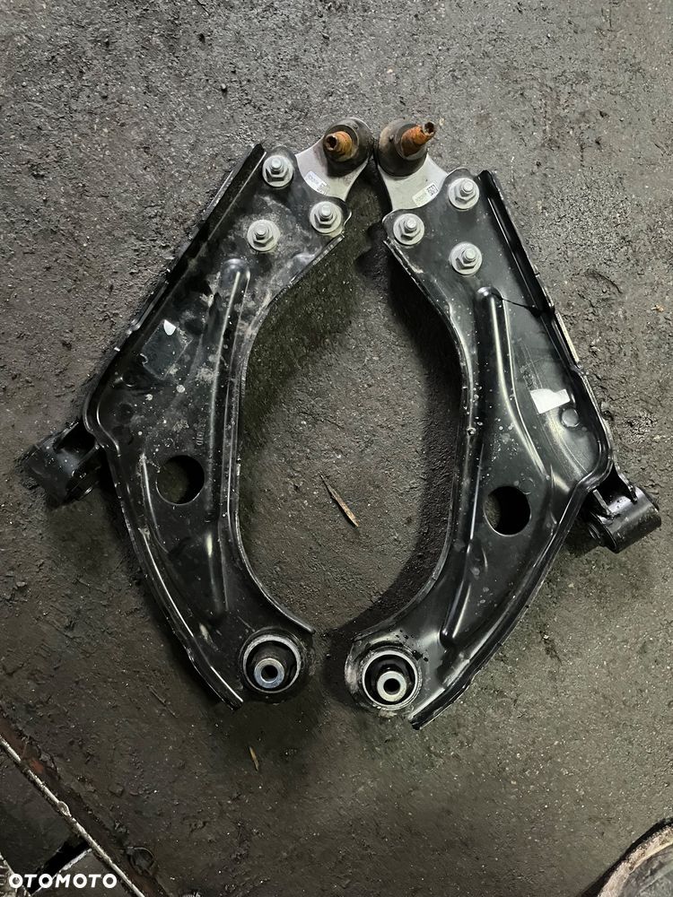 Wahacz przód Lewy Prawy 3008 II 5008 II C5 Aircross Rifter IV Combo E Berlingo IV - 1