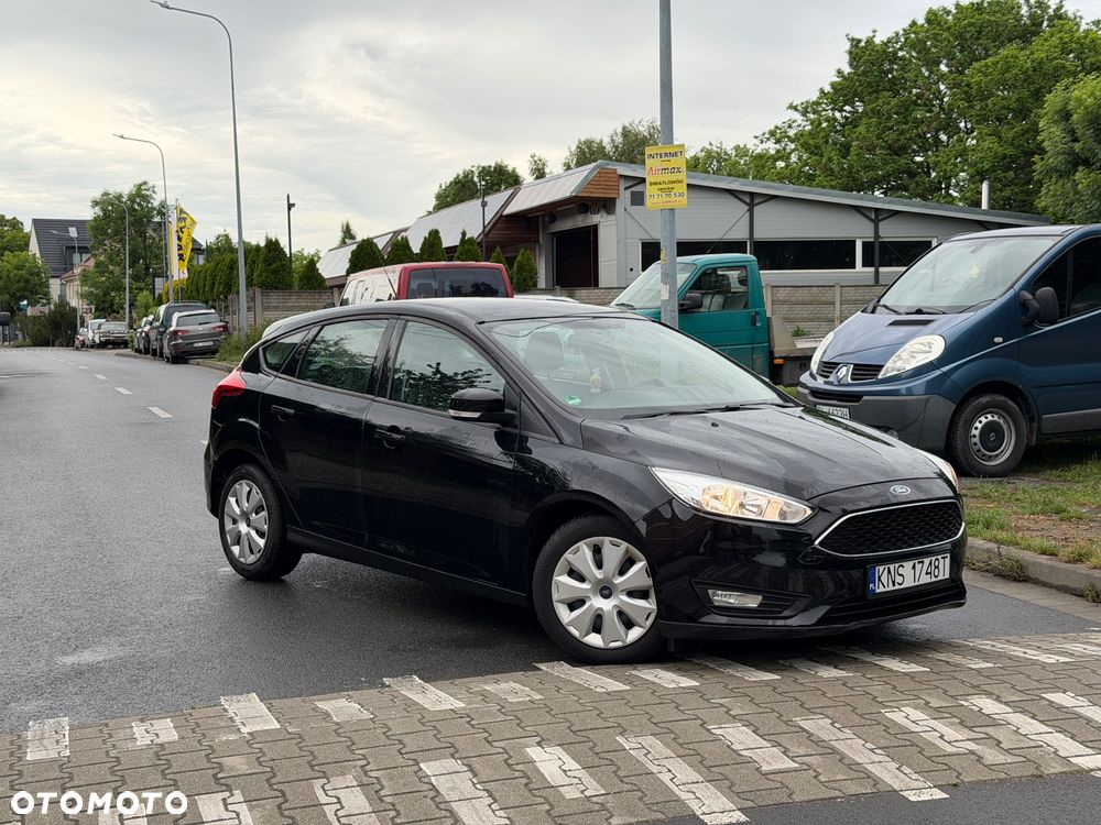 Ford Focus 1.0 EcoBoost 99g Trend - 4