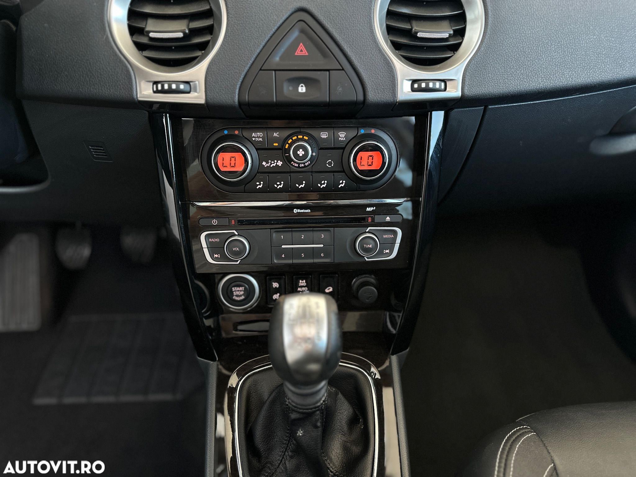 Renault Koleos dCi 150 FAP 4x4 Night and Day - 25
