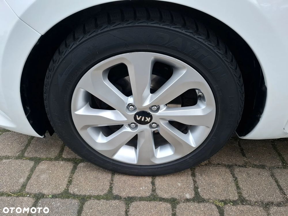 Kia Rio - 19