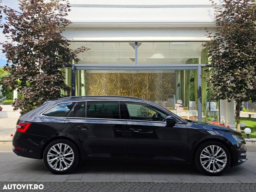 Skoda Superb 2.0 TDI DSG Style - 10