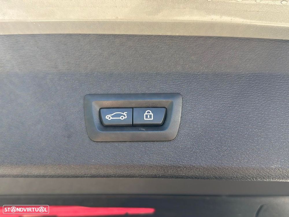 BMW X1 16 d sDrive Line Sport - 21