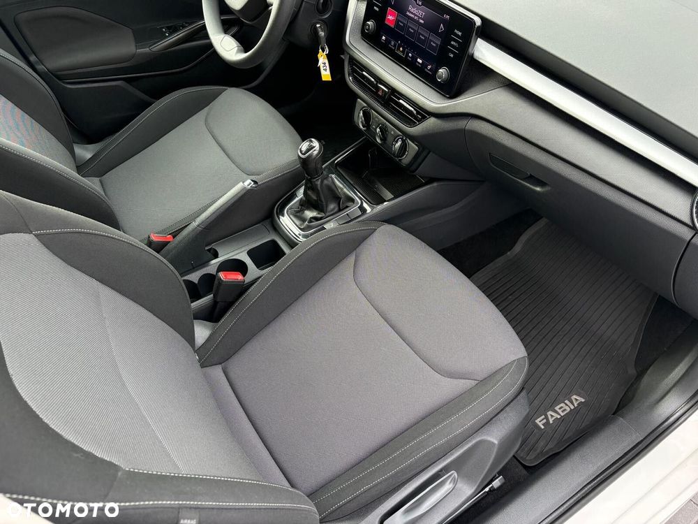 Skoda Fabia 1.0 Ambition - 14