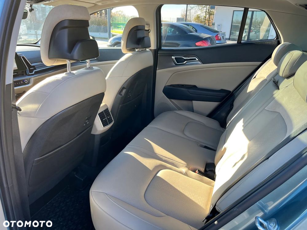 Kia Sportage 1.6 T-GDI HEV Business Line 4WD - 15