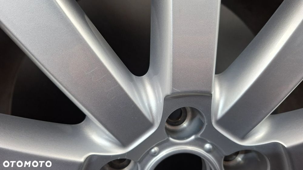 Felga Aluminiowa 18 VW Passat B6 B7 5x112 ET 44 Omanyt 3C0601025AG - 4