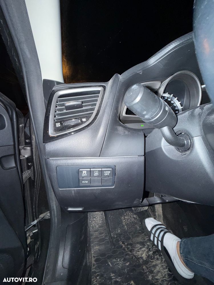 Mazda 3 G120 AT Attraction - 6