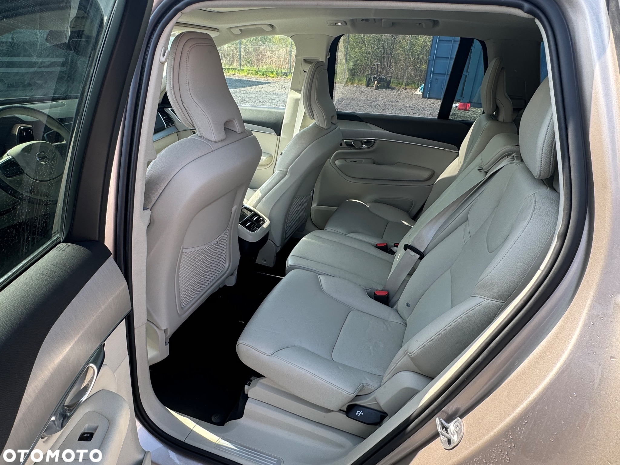 Volvo XC 90 - 13