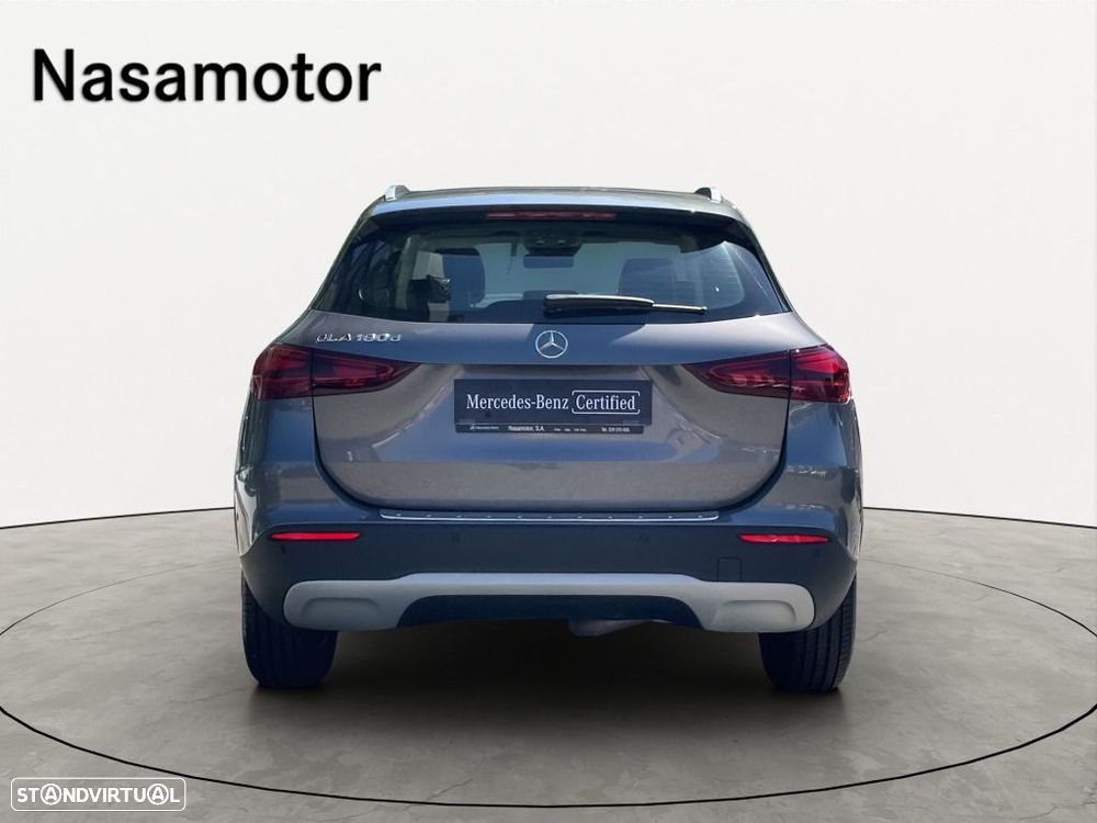 Mercedes-Benz GLA 180 - 3