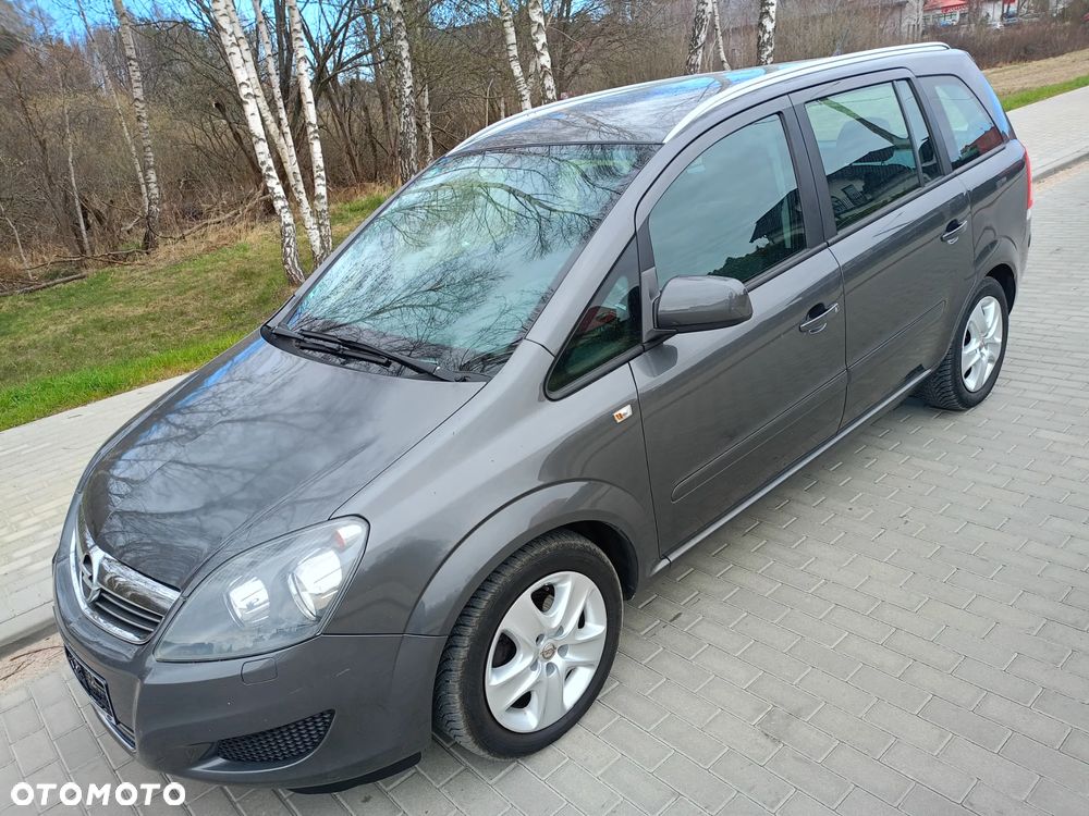 Opel Zafira 1.8 Design Edition - 29