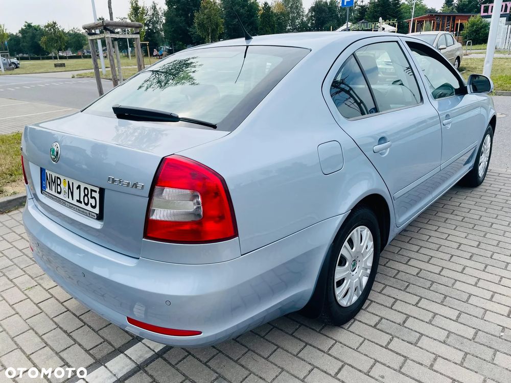 Skoda Octavia 1.6 Team Edition - 4