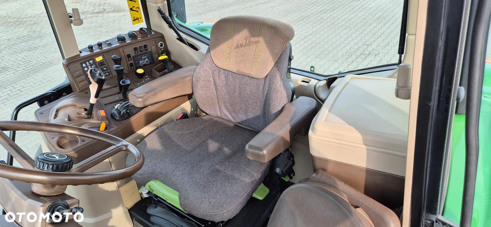 John Deere 6920S - 10