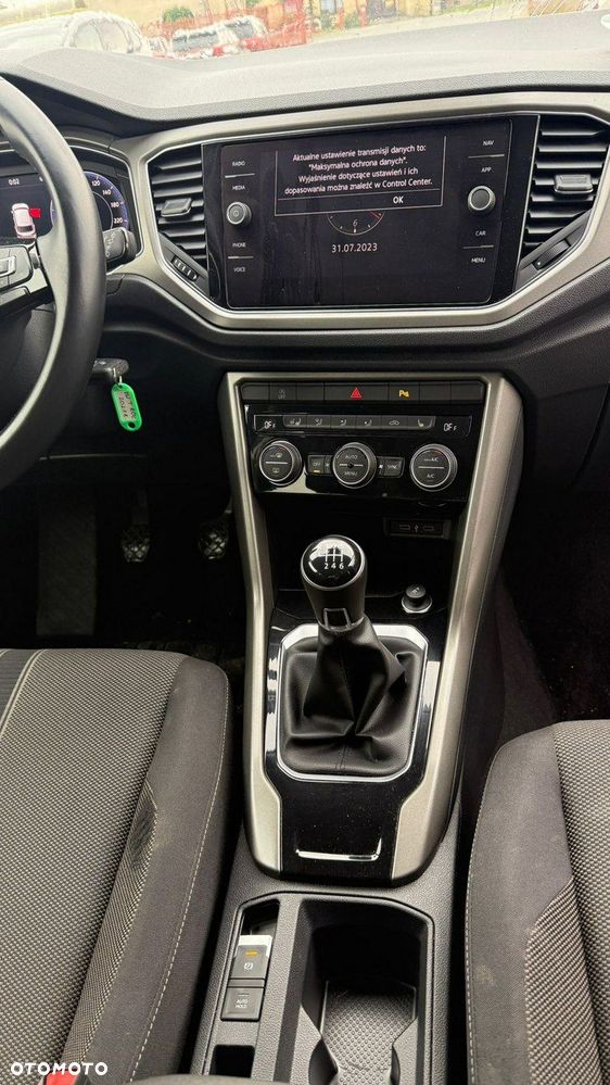 Volkswagen T-Roc - 11
