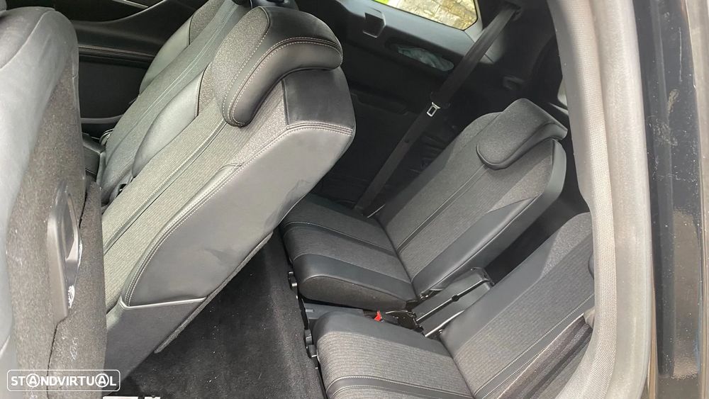 Peugeot 5008 1.5 BlueHDi GT Line EAT8 - 12