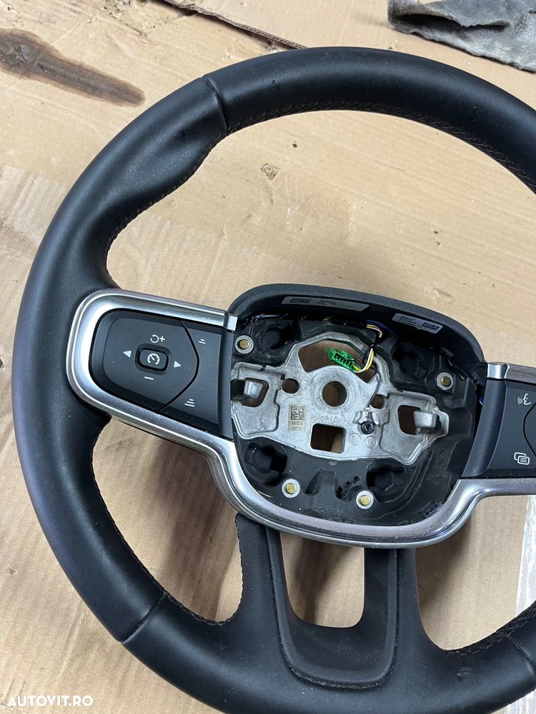 Volan Volvo xc40 2023 - 3