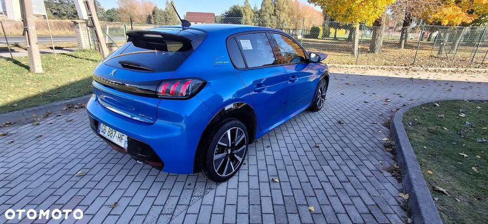 Peugeot 208 PureTech 100 GT - 1