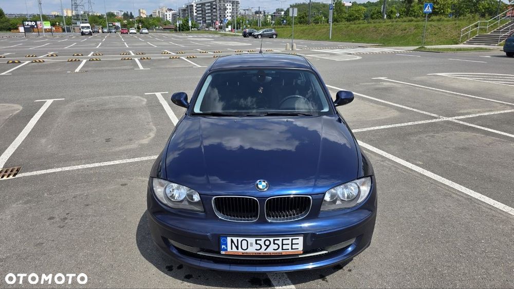 BMW Seria 1 116i - 23