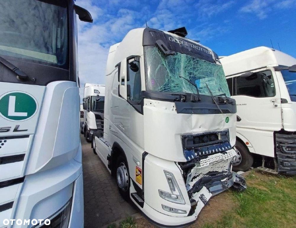 Volvo FH 500 Aero Cab Adaptive Cruise Control Retarder i-ParkCool - 2