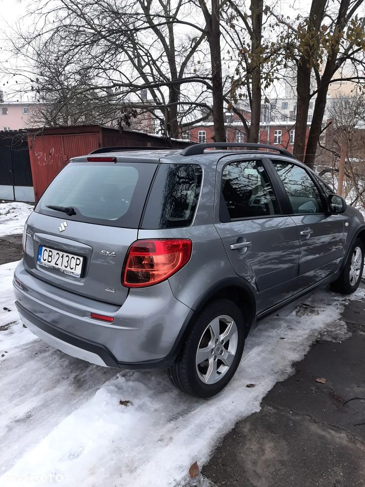 Suzuki SX4 1.6 Comfort 4WD - 12