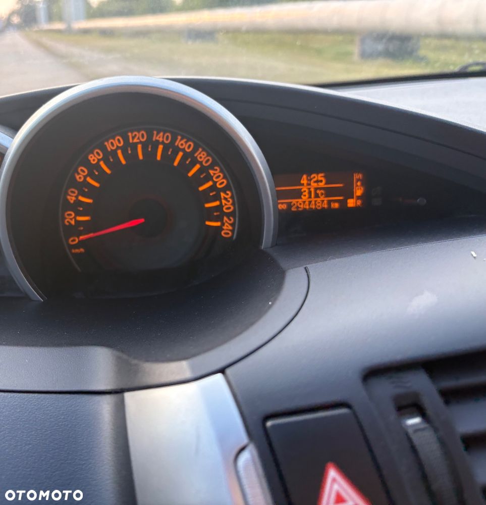 Toyota Verso 2.0 D-4D Premium 7os - 9