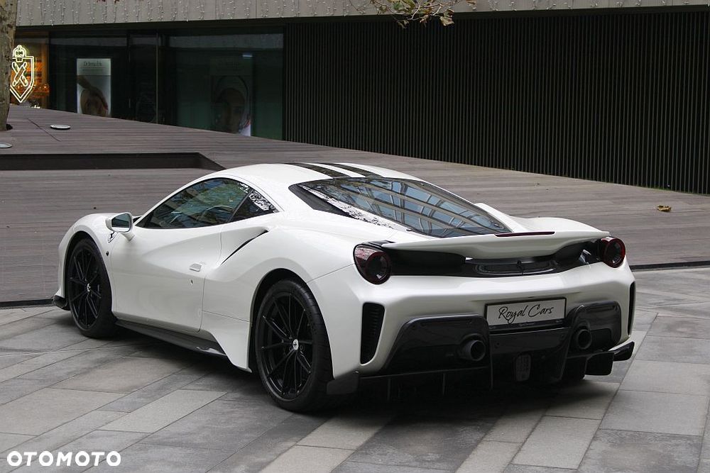 Ferrari 488 Pista - 3