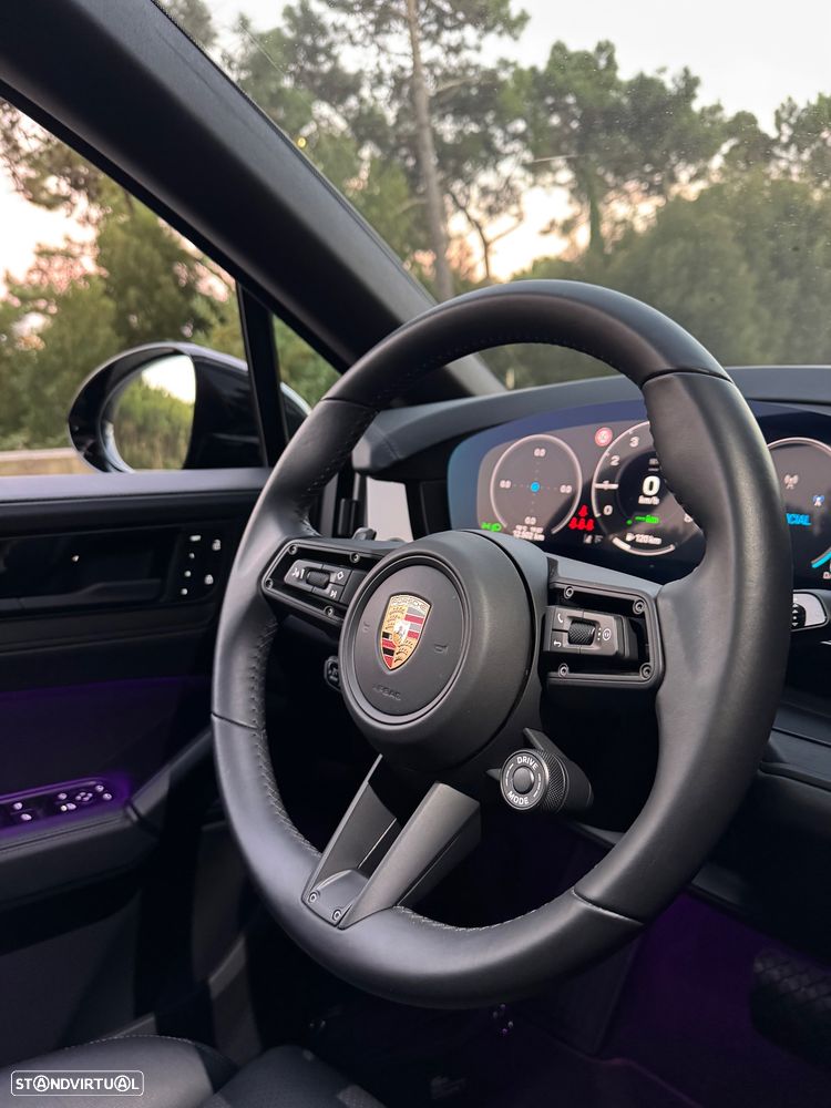 Porsche Cayenne Coupé E-Hybrid Tiptronic S Black Edition - 12
