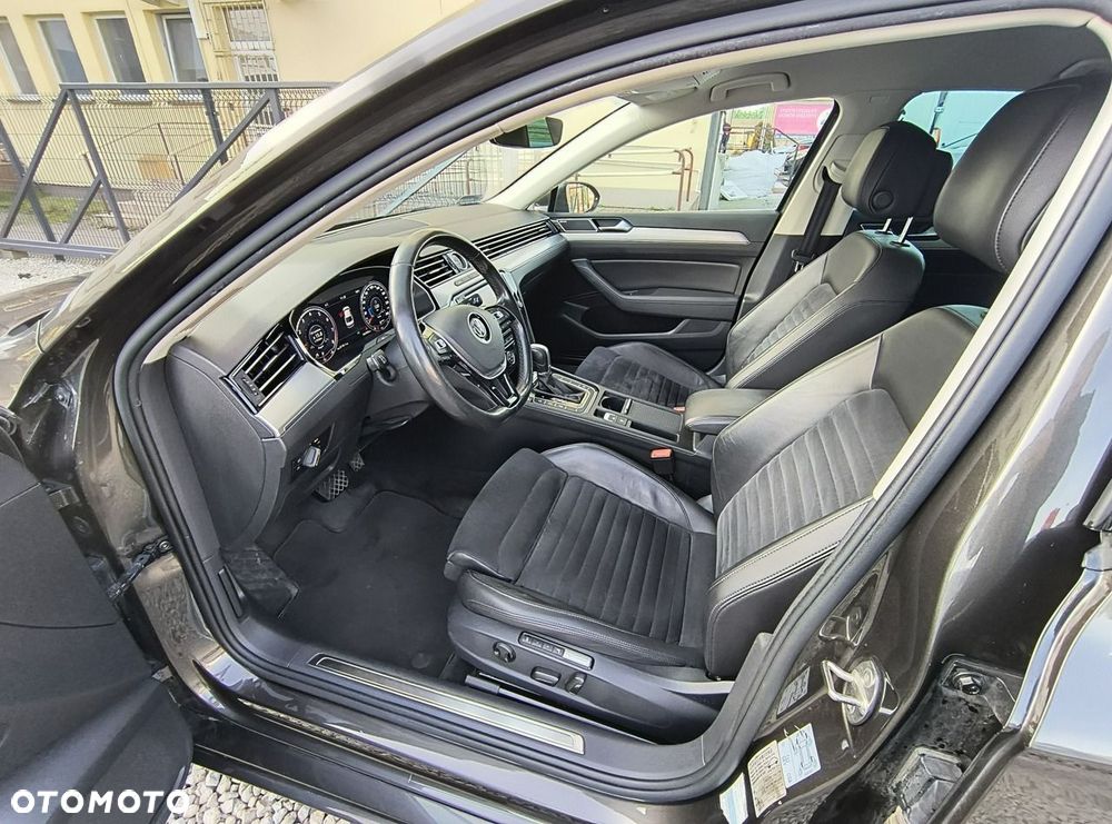 Volkswagen Passat 2.0 TSI BMT 4Mot Highline DSG - 9