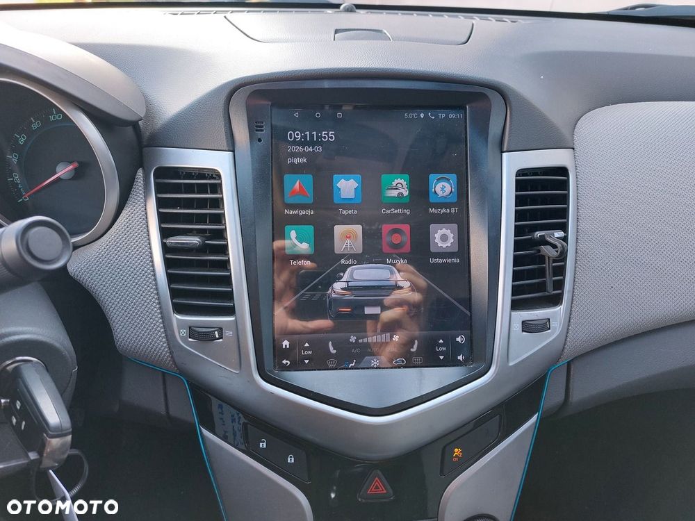 Chevrolet Cruze - 13