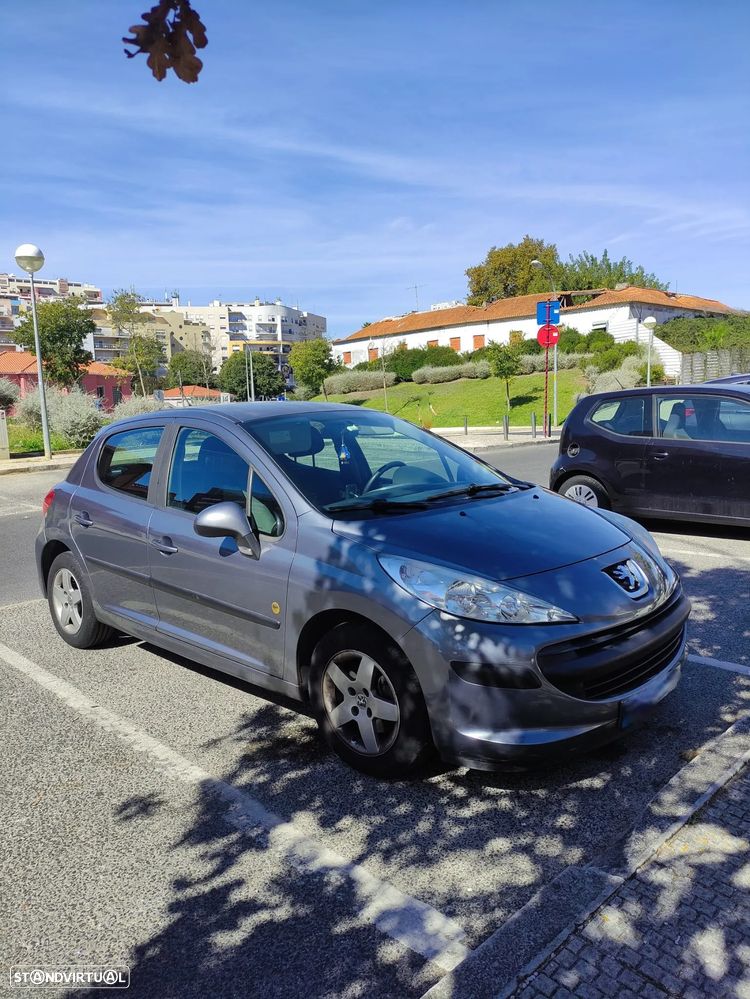 Peugeot 207