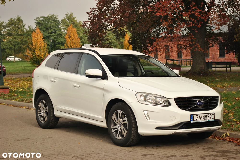 Volvo XC 60 D4 Geartronic Momentum - 2