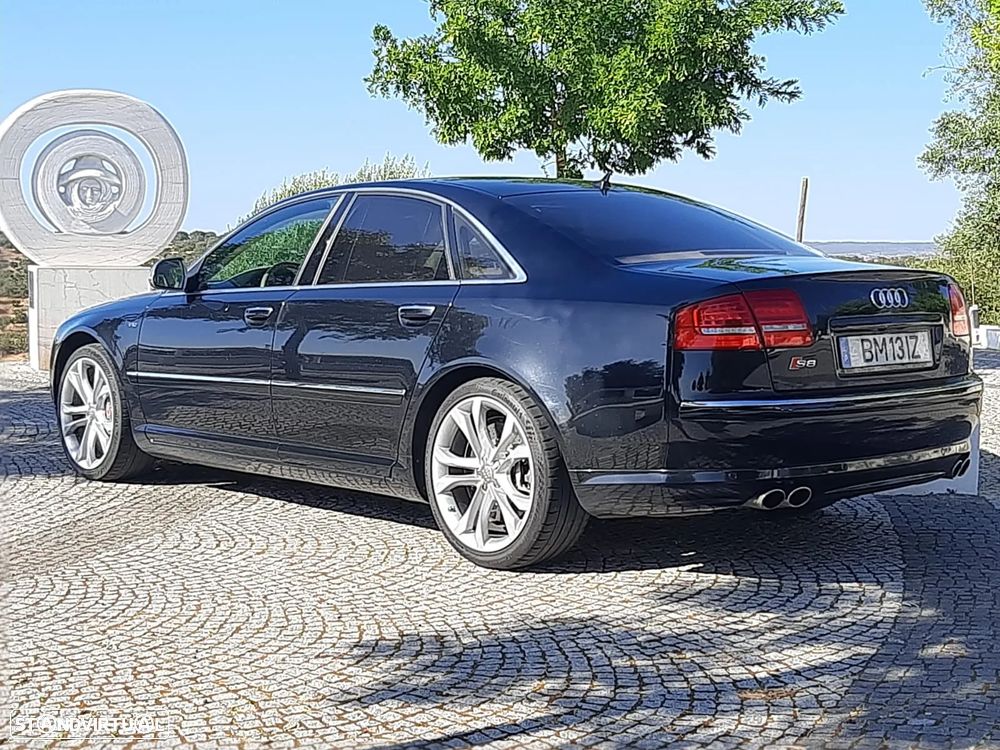 Audi S8 5.2 FSi V10 quattro - 2