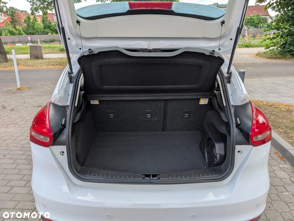 Ford Focus - 14