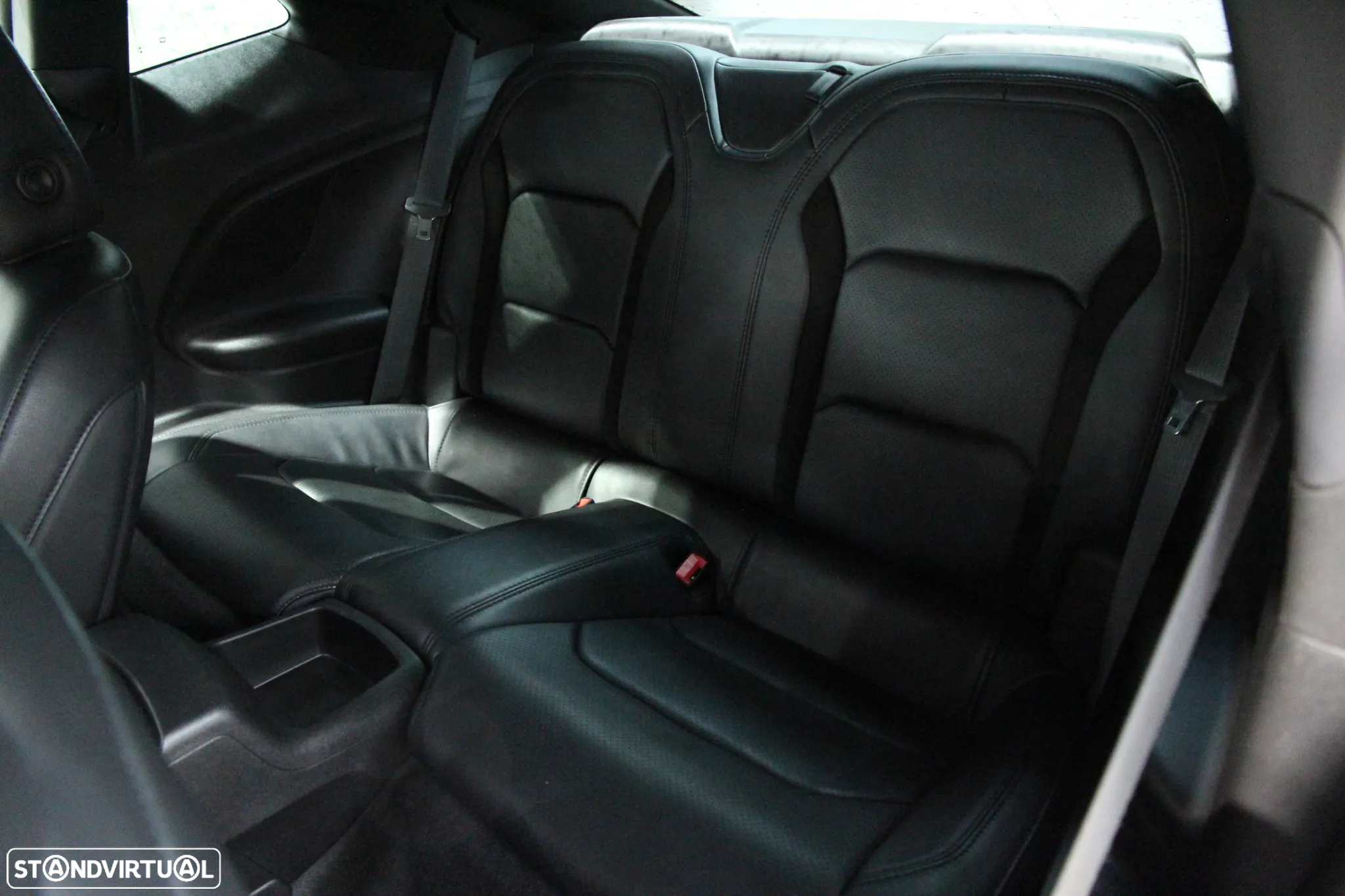 Chevrolet Camaro Coupe 2.0 Aut. - 24