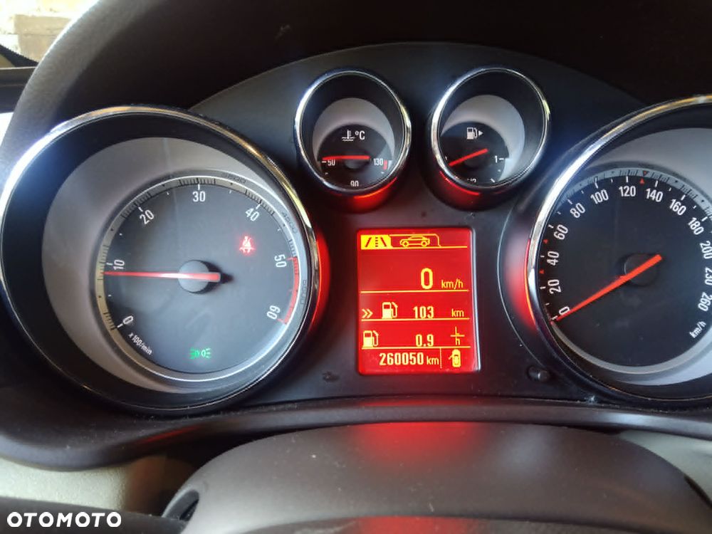 Opel Insignia - 6