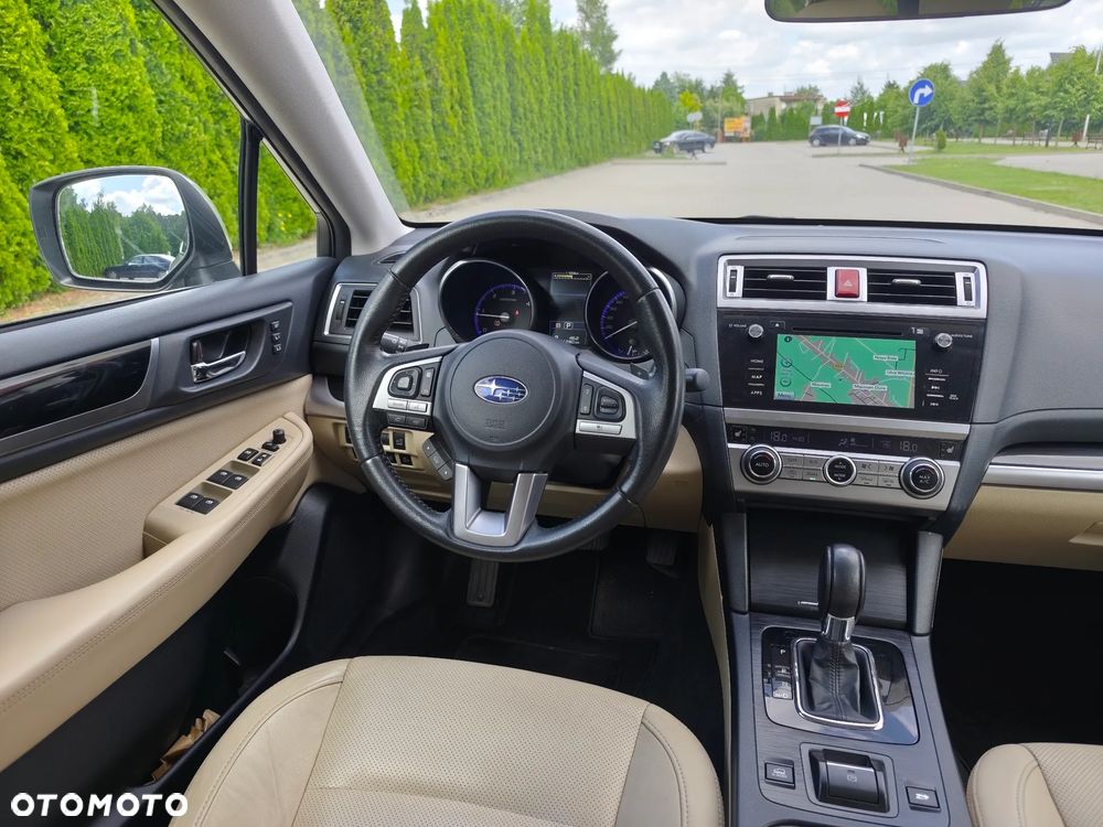 Subaru Outback 2.0D Exclusive Lineartronic - 16