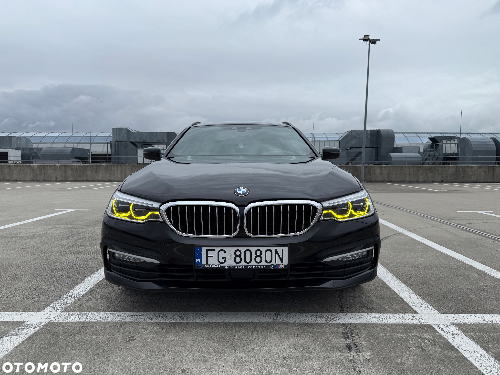 BMW Seria 5 520d Touring - 6