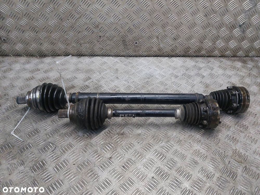 PÓŁOŚ LEWY PRZÓD + PRAWY PRZÓD 5B VOLKSWAGEN JETTA V 1.9 TDI - 1
